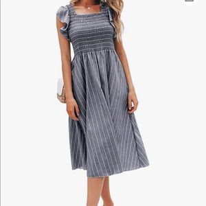 NEW 🌸 SIMPLEE DRESS SZ S (4-6)